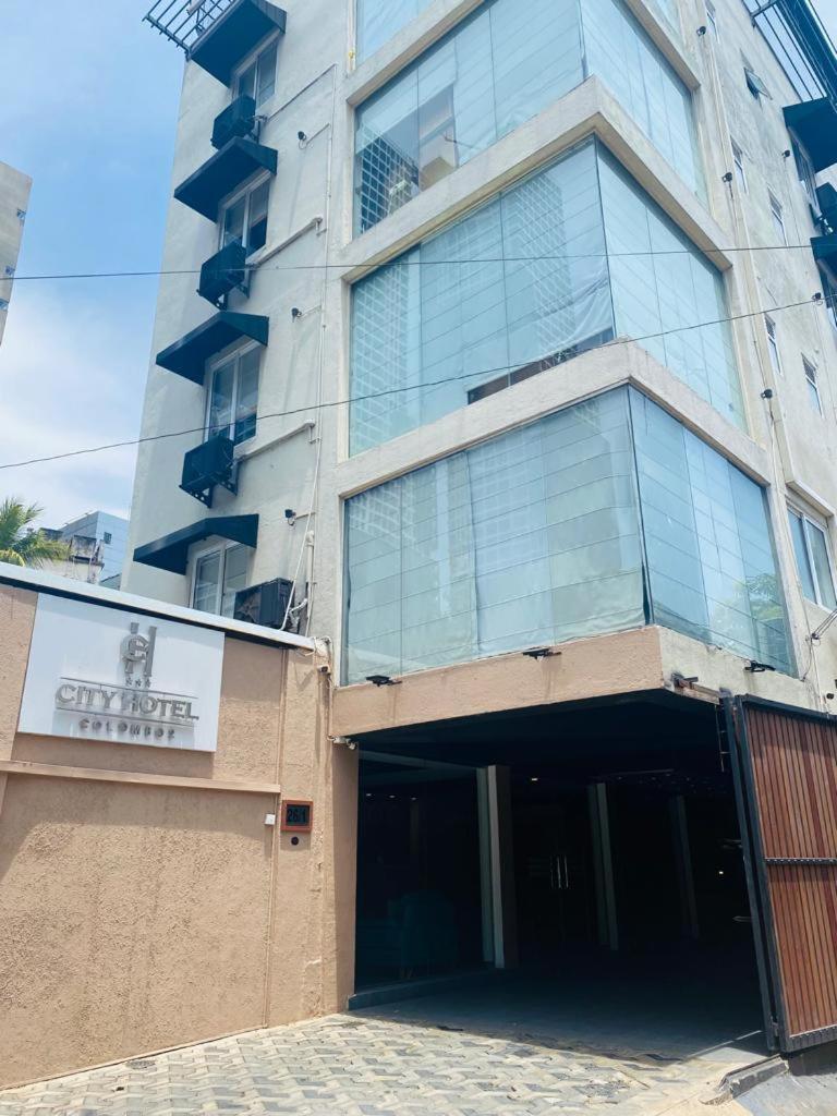 City Hotel Colombo 02 מראה חיצוני תמונה