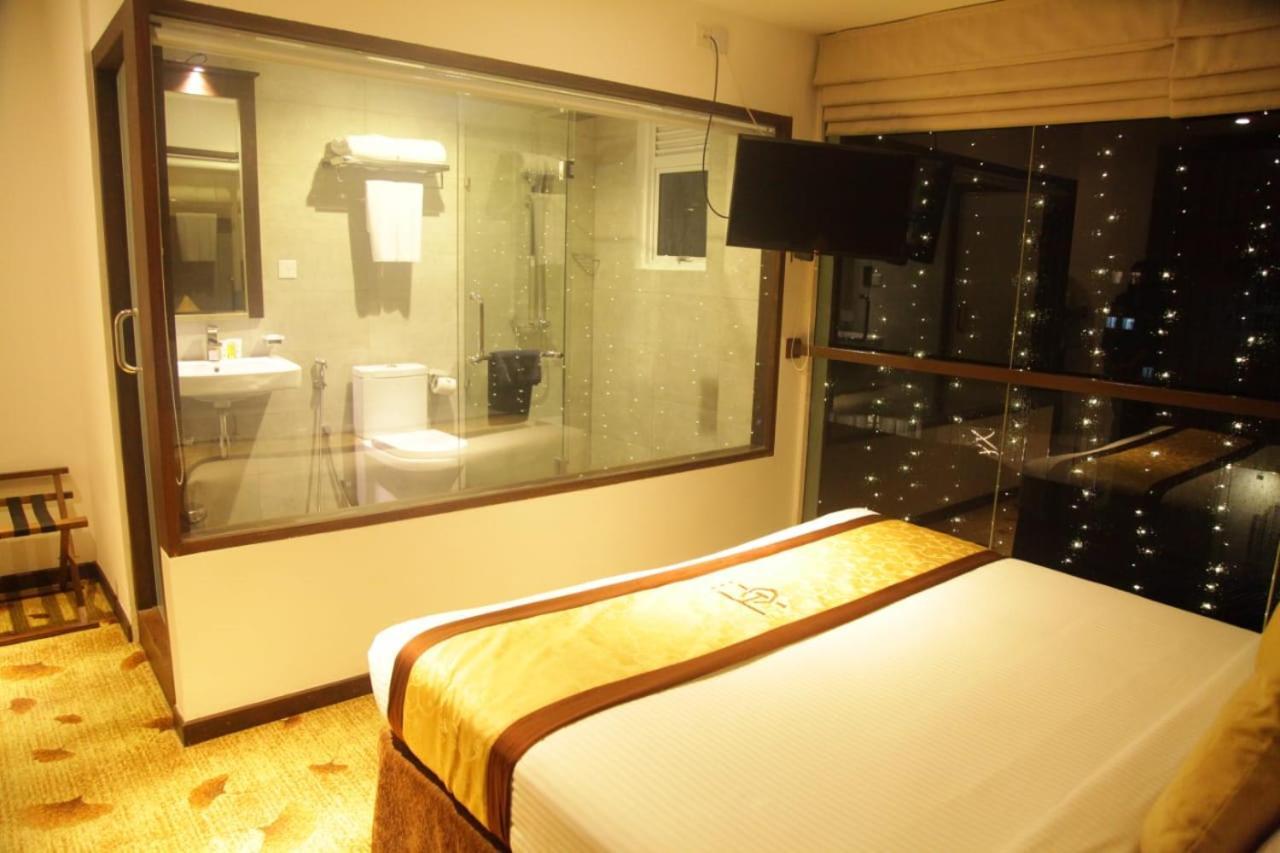 City Hotel Colombo 02 מראה חיצוני תמונה
